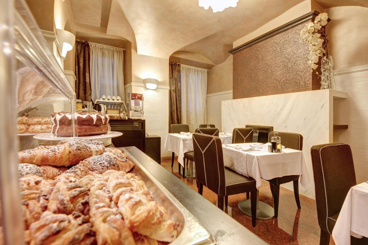 Hotel Vardar Котор Екстериор снимка