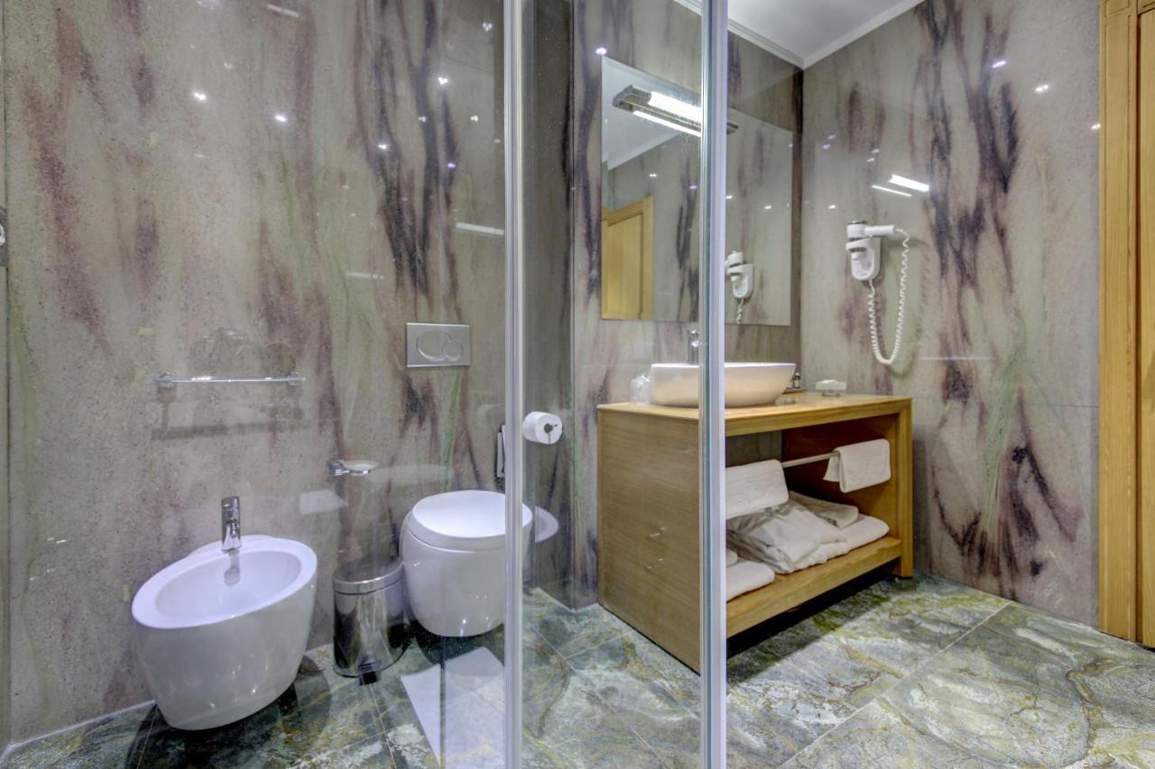 Hotel Vardar Котор Екстериор снимка