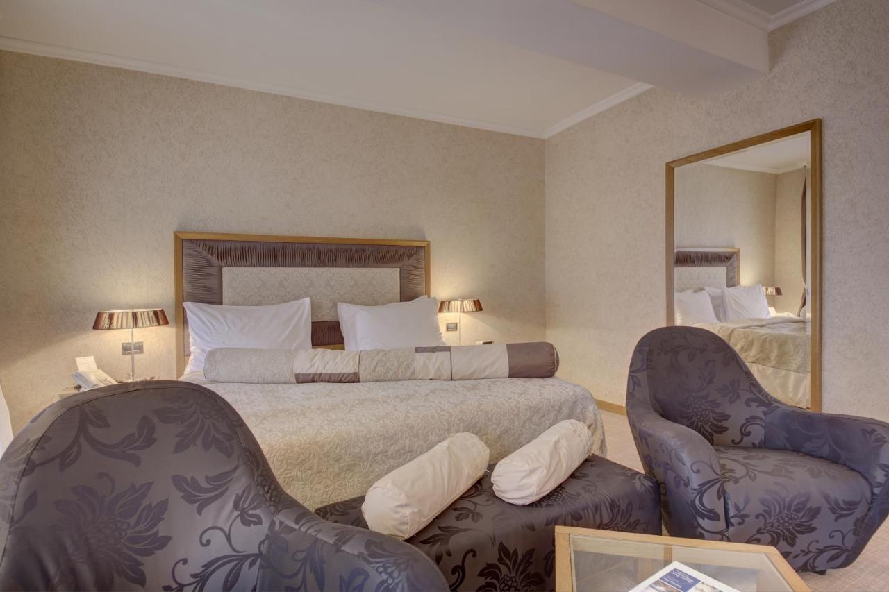Hotel Vardar Котор Екстериор снимка