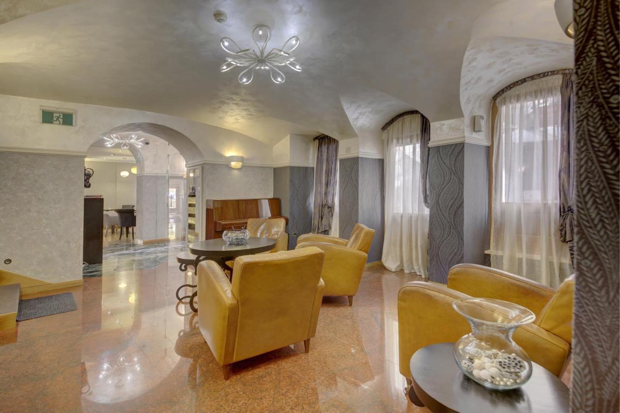 Hotel Vardar Котор Екстериор снимка