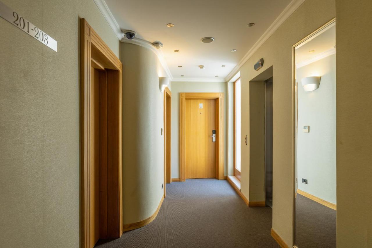 Hotel Vardar Котор Екстериор снимка