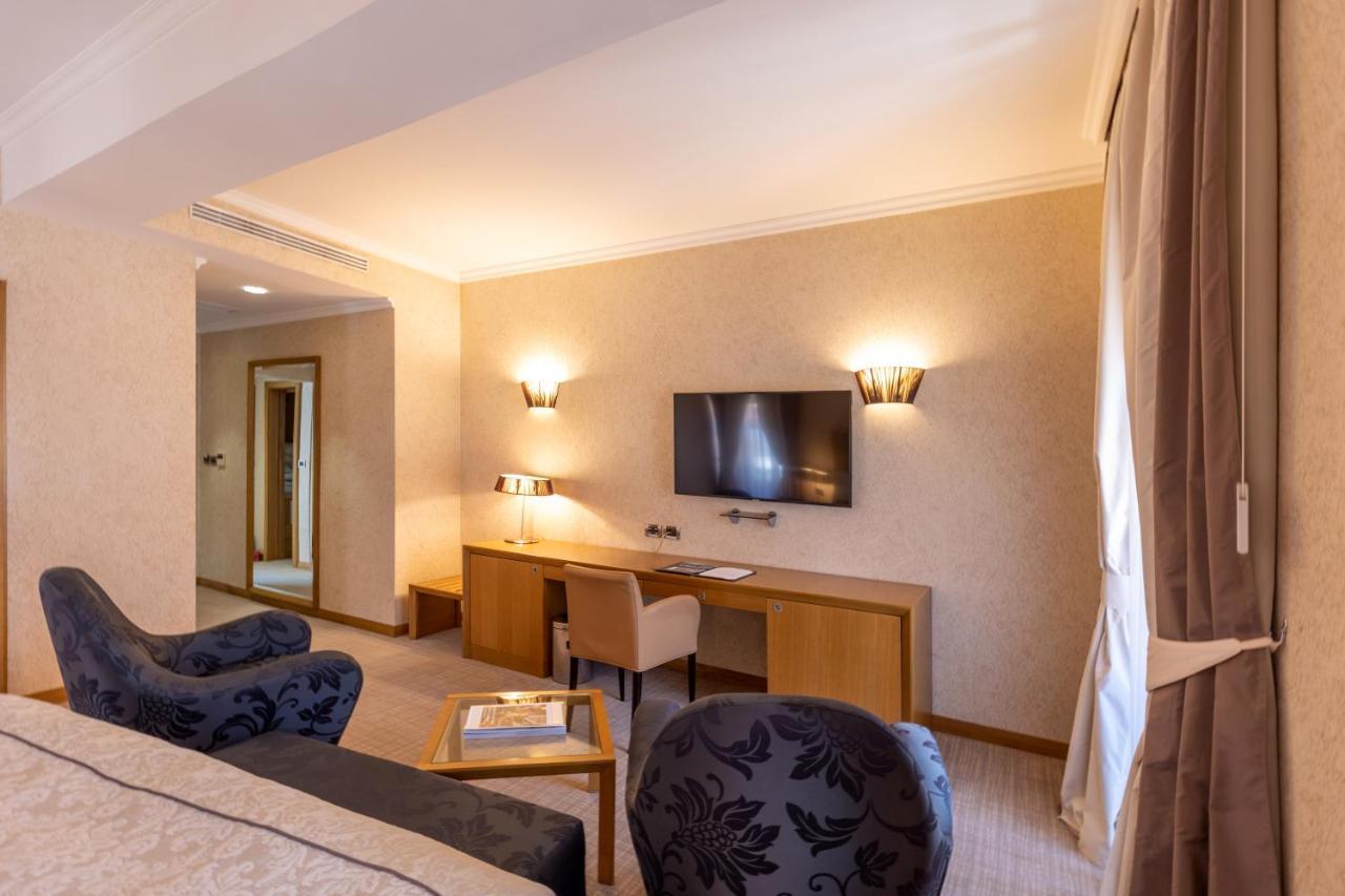 Hotel Vardar Котор Екстериор снимка
