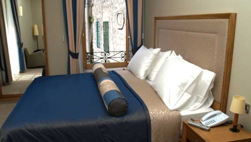 Hotel Vardar Котор Стая снимка